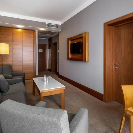 Cityhotel Hotel 4*
